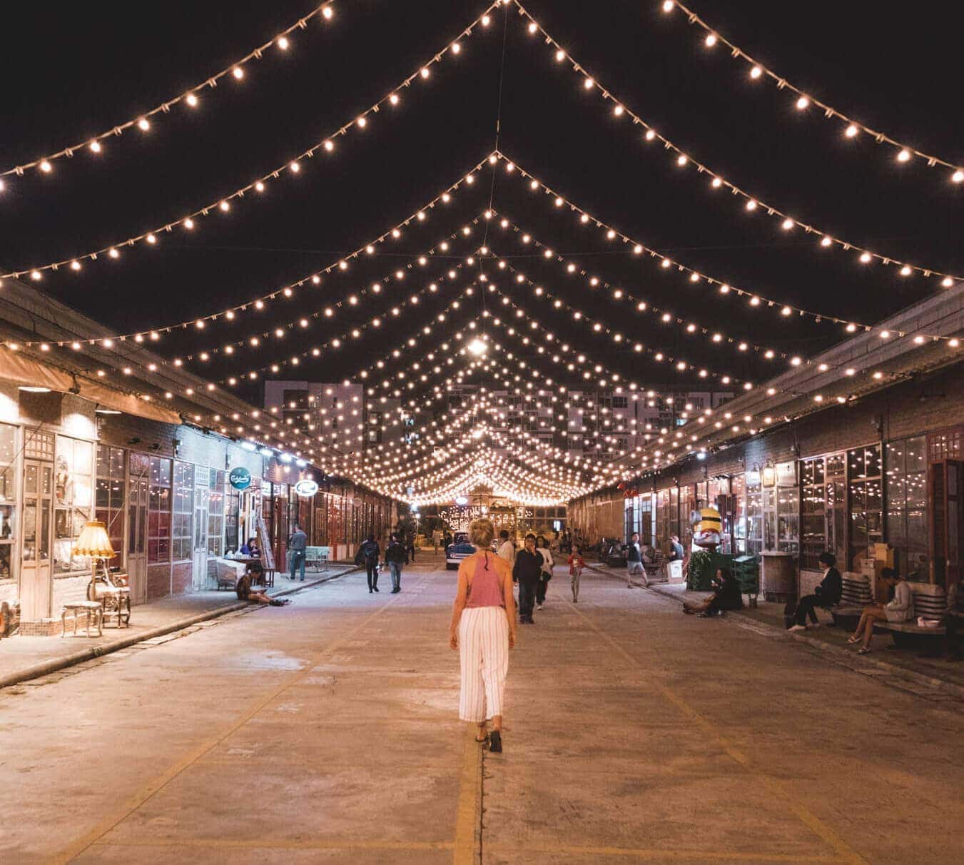 Best Bangkok Night Market Rot Fai (Thailand) · Salt in our Hair