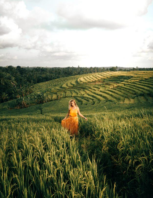 bali stay with locals rice field walk