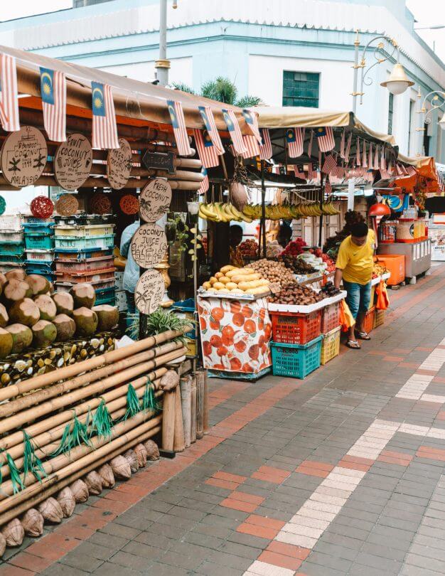 things to do kuala lumpur fruit market