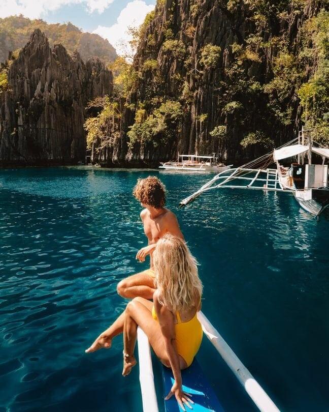 things to do coron philippines twin lagoon couple