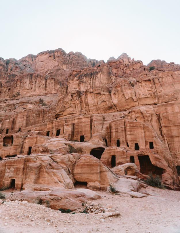 petra jordan caves